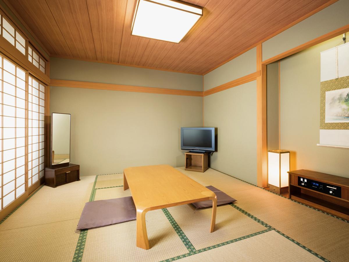 Takarazuka Hotel Exterior photo